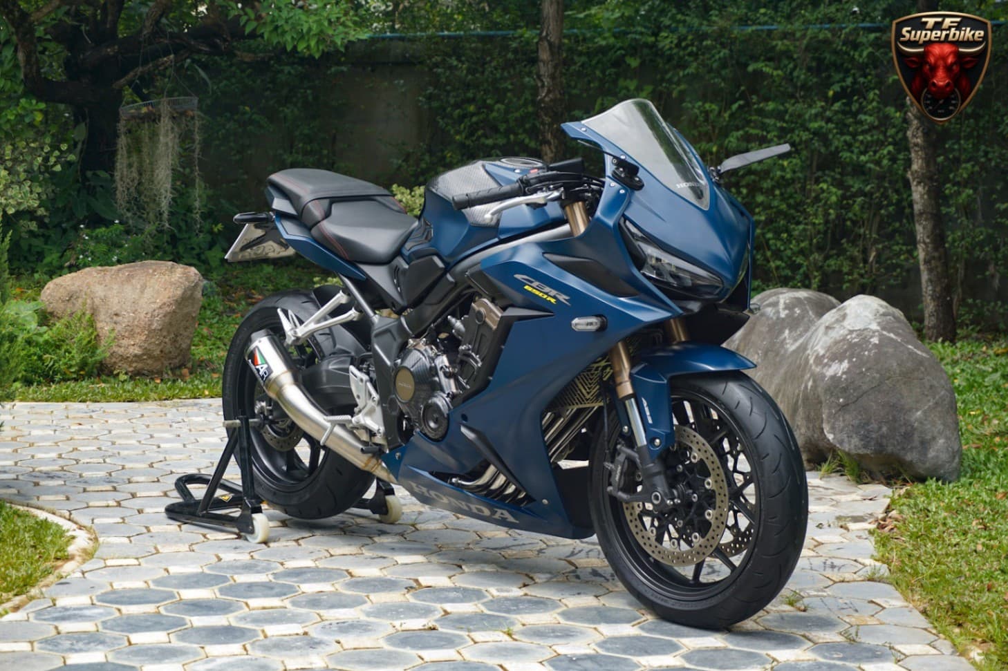 Honda CBR650R รูปที่ 1